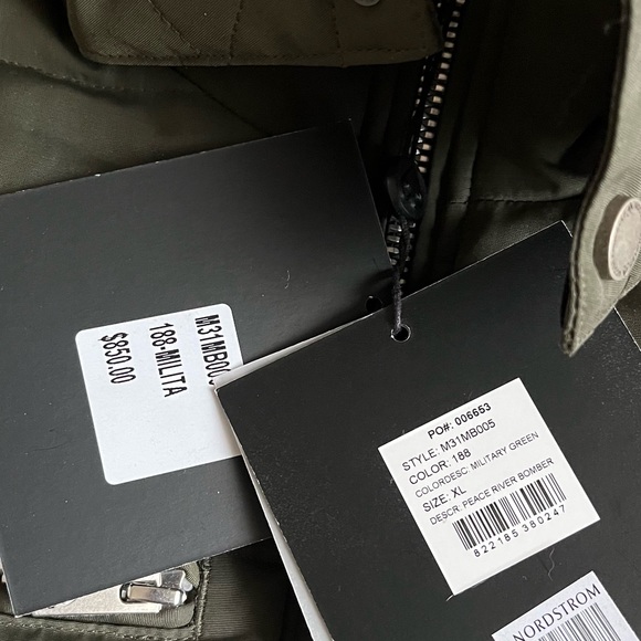 Moose Knuckles Jacket, NEW - Picture 6 of 16